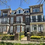 Apartment Aristoteles