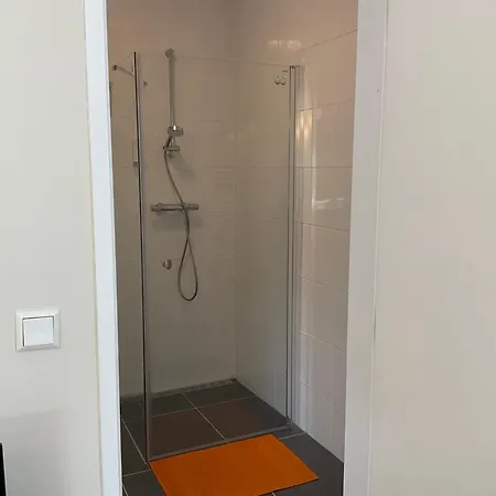 Aristoteles アパート