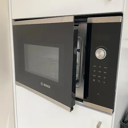 Aristoteles لاهاي