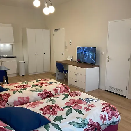 Aristoteles Apartment The Hague